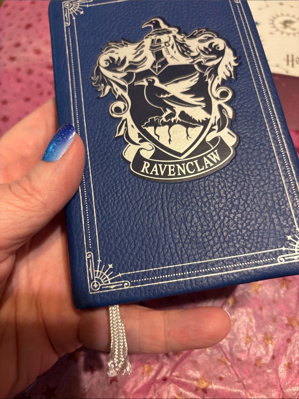 Harry Potter Ravenclaw Journal - Blue, Silver and Wizarding World Box - Picture 5 of 12